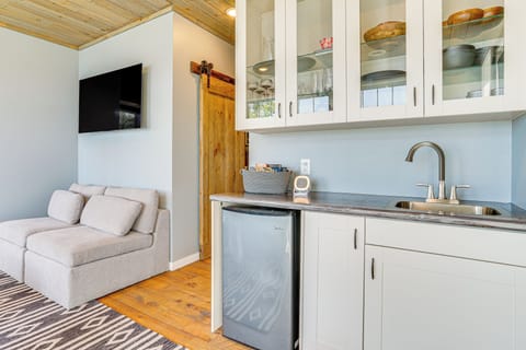 Cottage (2 Bedrooms) | Interior