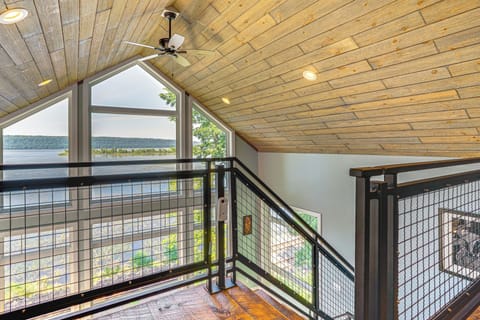 Cottage (2 Bedrooms) | Interior