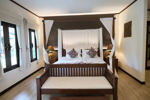 Grand Villa, 1 Bedroom, Garden View | WiFi (free)
