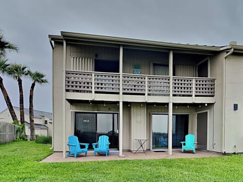 Back Exterior, Patio Seating