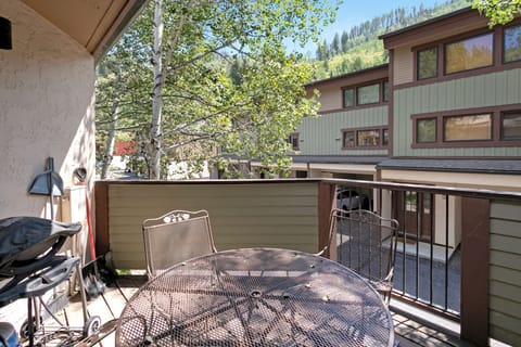 Deck with outdoor seating