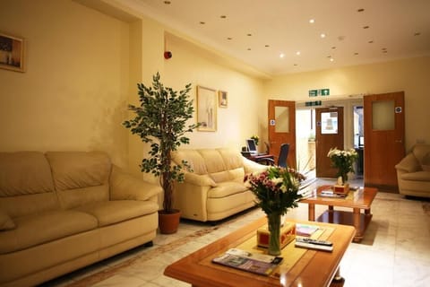 Standard Single Room | Laptop workspace, soundproofing, free WiFi