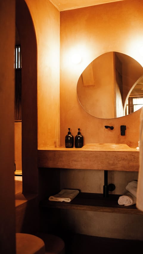 Superior Double Room, 1 King Bed, Non Smoking, Garden View | Bathroom | Shower, rainfall showerhead, hair dryer, bathrobes