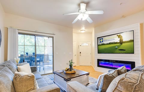 Condo, Multiple Beds, Pool Access, City View (Southern #2067 Mesa) | Living area | Fireplace