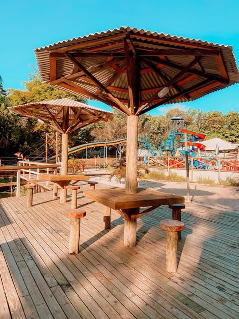 Check-in/check-out kiosk