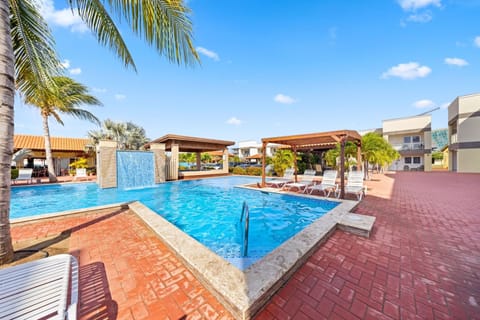 Cozy Bliss Condo w/ Pool ~ Steps from Eagle Beach (21888)