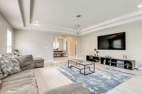 Atlanta Vacation Rental | 4BR | 3BA | 2,800 Sq Ft | Stairs Required