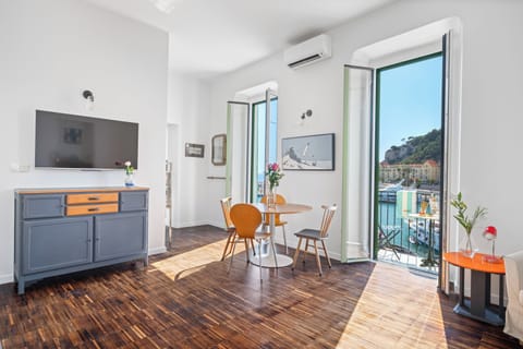 Stunning living room with view to port