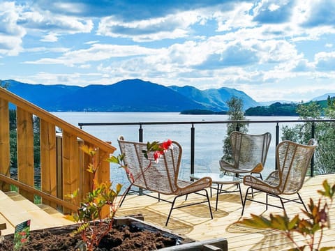House | Terrace/patio