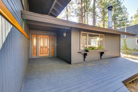 House (5 Bedrooms) | Interior
