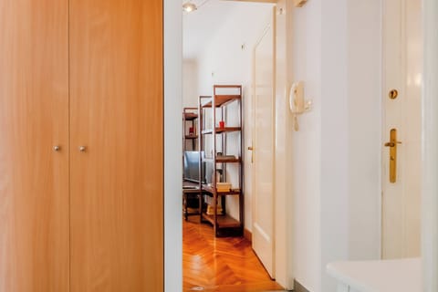 Honeymoon Studio, Air conditioning (Cozy Studio in the Center of Zagreb) | Interior