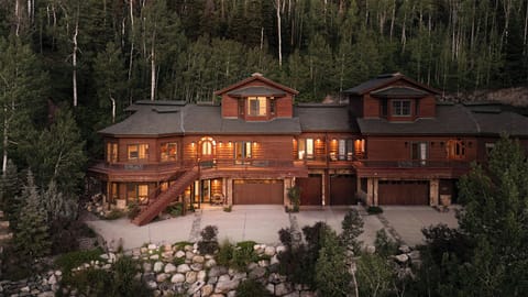 Apex Lodge North in Summer