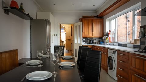 Fully equipped kitchen with all essentials.