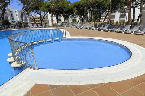 Holiday Home Swimming Pool