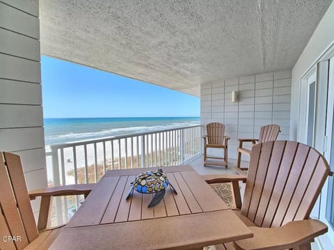 Relax, enjoy a meal or sip a beverage while enjoying the views from the balcony!