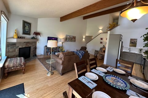 Convenient open floor plan