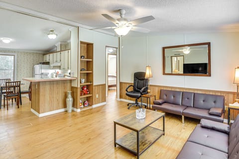 House (3 Bedrooms) | Front of property