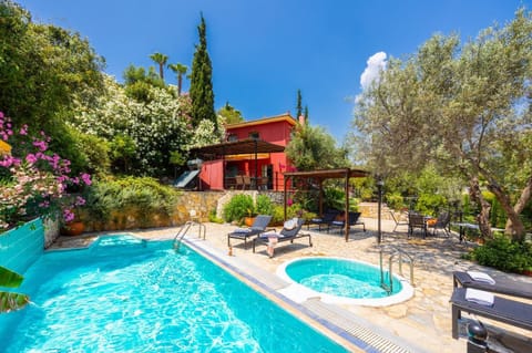 Beautiful villa with private pool and terrace