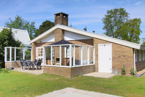 Bungalow | Exterior