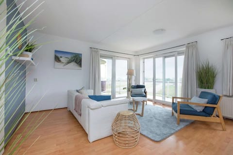 Apartment | Living room
