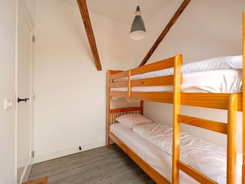 Apartment | 3 bedrooms, individually furnished
