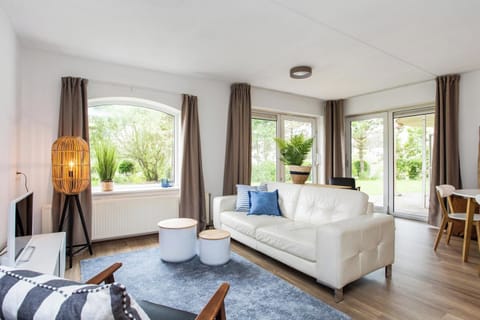 Apartment | Living room
