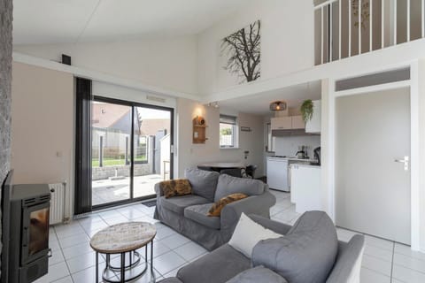 House | Living room
