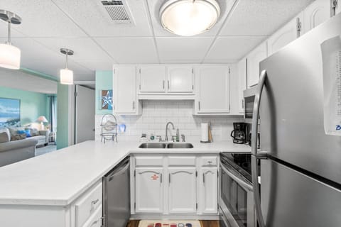 Well equipped kitchen