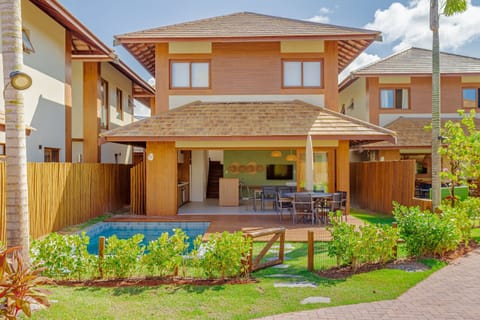 Facade / entrance,Swimming pool