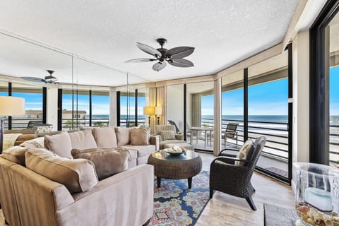 Soak up the gorgeous ocean views. You will be mesmerized.