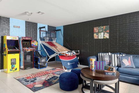 Level 1 game + movie room (checkers, jenga, dominos, board and card games)