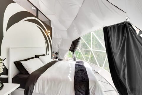 1 bedroom, individually decorated, individually furnished, free WiFi