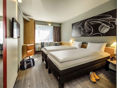 Standard Room, 2 Twin Beds | In-room safe, desk, blackout drapes, iron/ironing board