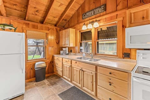 N1732 County Highway M-5