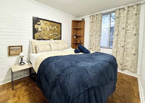 Queen bedroom where you will sleep
