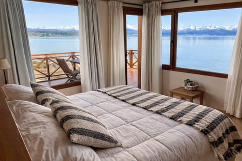 Photo of the whole room,Mountain view,View(from property / room),Lake view,Bird's eye view