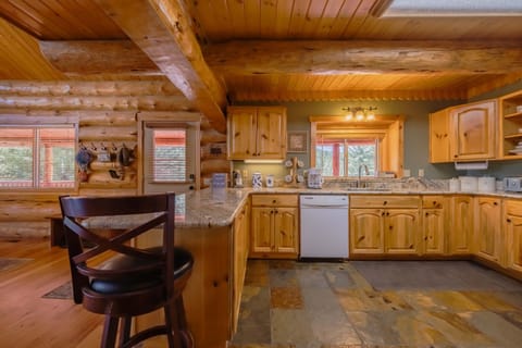 Additional counter seating