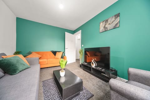 Living Room / Lounge