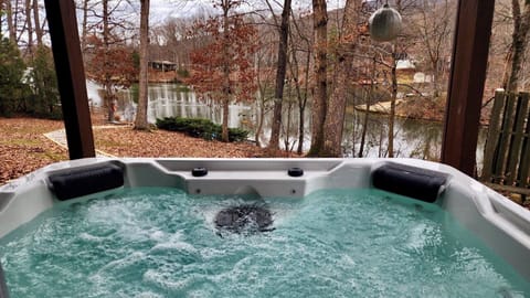 Brand new hot tub!