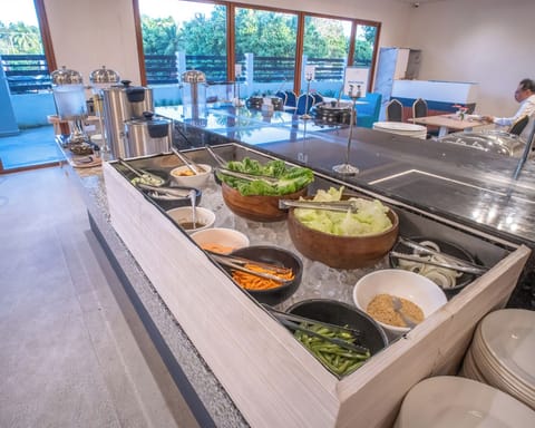 Daily buffet breakfast for a fee