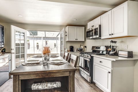 House (1 Bedroom) | Interior