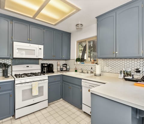 Kitchen is equipped.