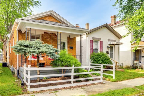 Dayton Vacation Rental | 2BR | 1BA | Stairs Required | 840 Sq Ft