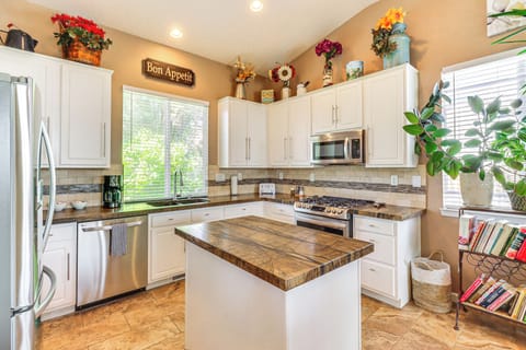 Kitchen | Cooking Basics | Drip Coffee Maker | Toaster