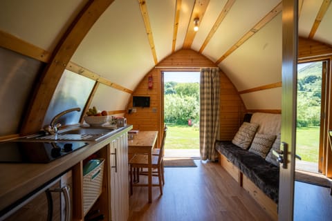 Living Room / Lounge