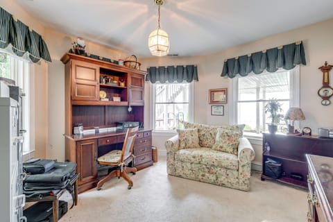 House (5 Bedrooms) | Interior