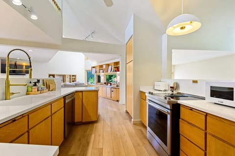 Whether you’re whipping up a feast or sharing stories around the table, it’s all about connection and comfort here!