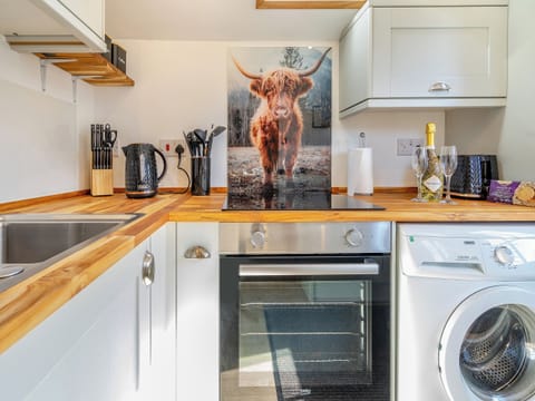 Kitchen | Ardlevale Cottage, Pitlochry