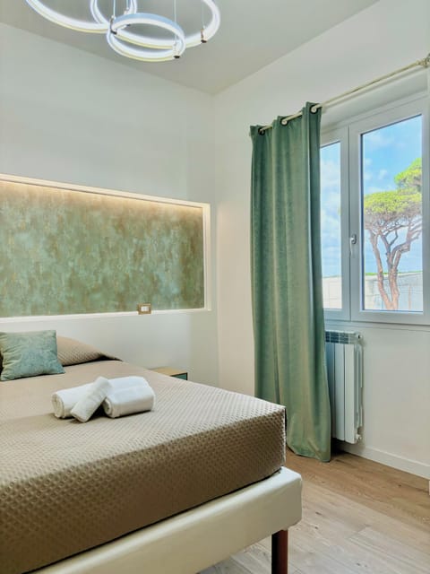 Standard Double Room, 1 Queen Bed, Non Smoking | Soundproofing, free WiFi