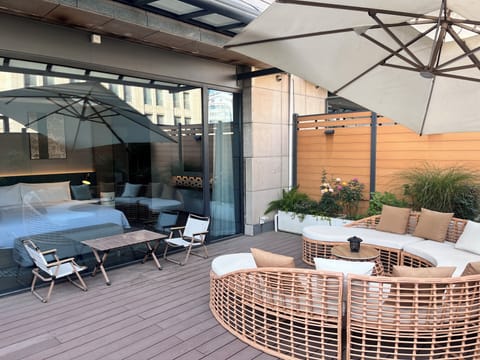 Premium Room, 1 King Bed, Terrace | Terrace/patio